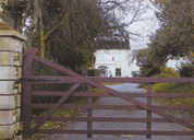 gate2 gate2